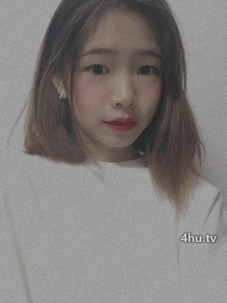 可爱的萝莉反差照流出(11P)