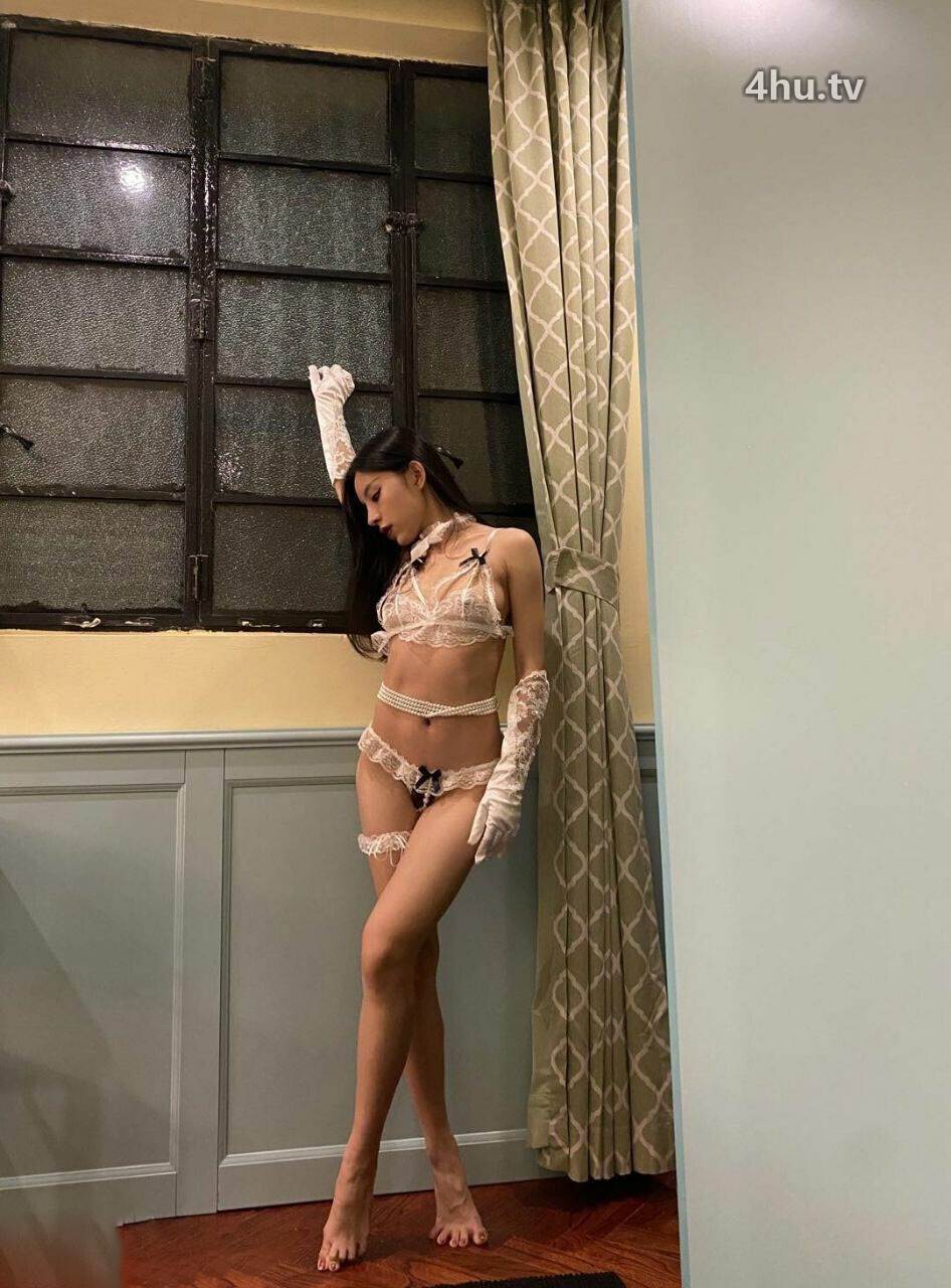 女友爱外拍[10P]